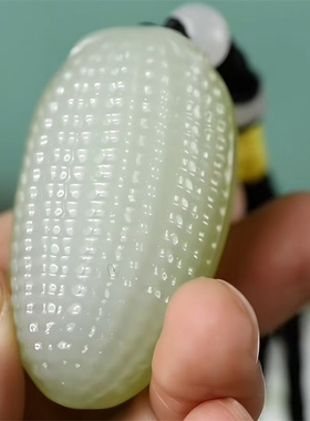 天然和田玉青白玉玉米手把件摆件