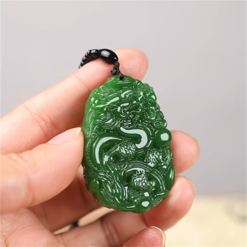 天然和田玉碧玉霸气龙牌吊坠挂件