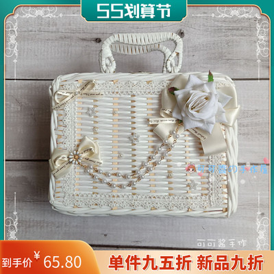 taobao agent White coffee handheld bag, Lolita style