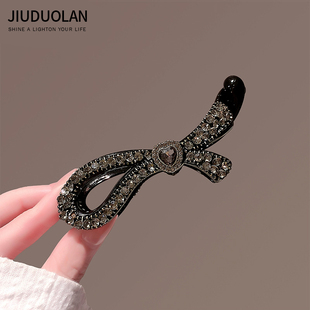 日韩东大门新款2025镶钻香蕉夹高级感竖夹女网红优雅马尾夹头饰