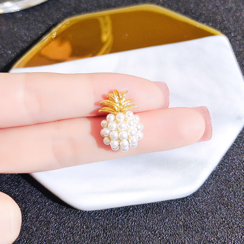 珍珠菠萝a防走光小胸针女开衫领针别针可爱日系胸花配饰简约领针