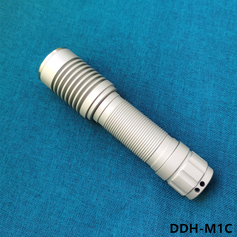 Type-C充电M1C强光21700手电筒