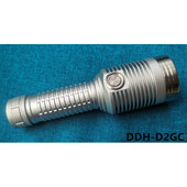 21700单锂XML D2GC 东东海 SST侧按手电筒外壳 45中头