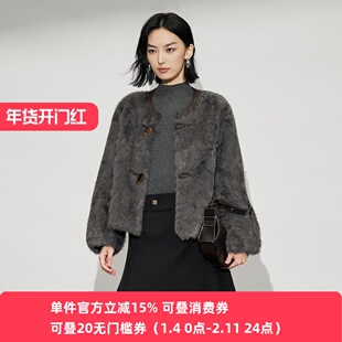 XG/雪歌25年冬季新款百搭圆领仿生皮毛一体女短外套XL407615A883