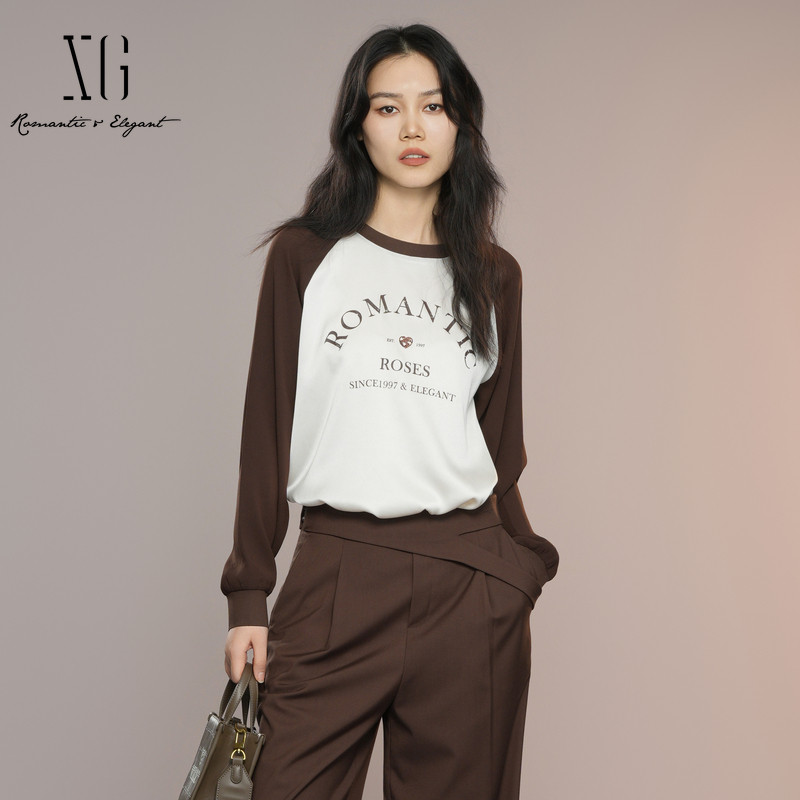 XG/雪歌圆领拼色百搭长袖T恤女图片