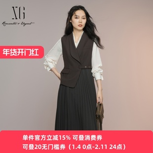 XG/雪歌25年秋季新款商场同款宽松无袖百褶连衣裙女XK304020A374