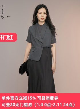 XG/雪歌25年秋季新款假两件百褶裙摆连衣裙女中长裙XK304004A383