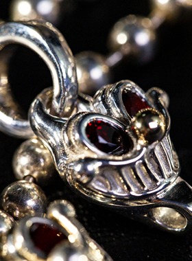 升级宝石眼小丑银饰stz石榴石