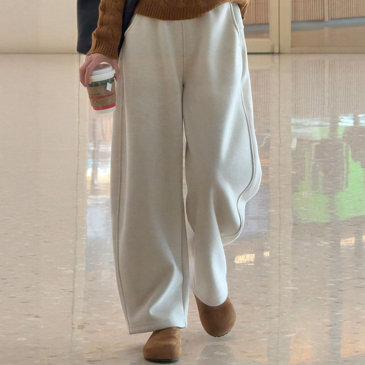 米杏色弯刀阔腿裤女冬季加绒加厚胖妹妹mm大码高腰显瘦休闲直筒裤