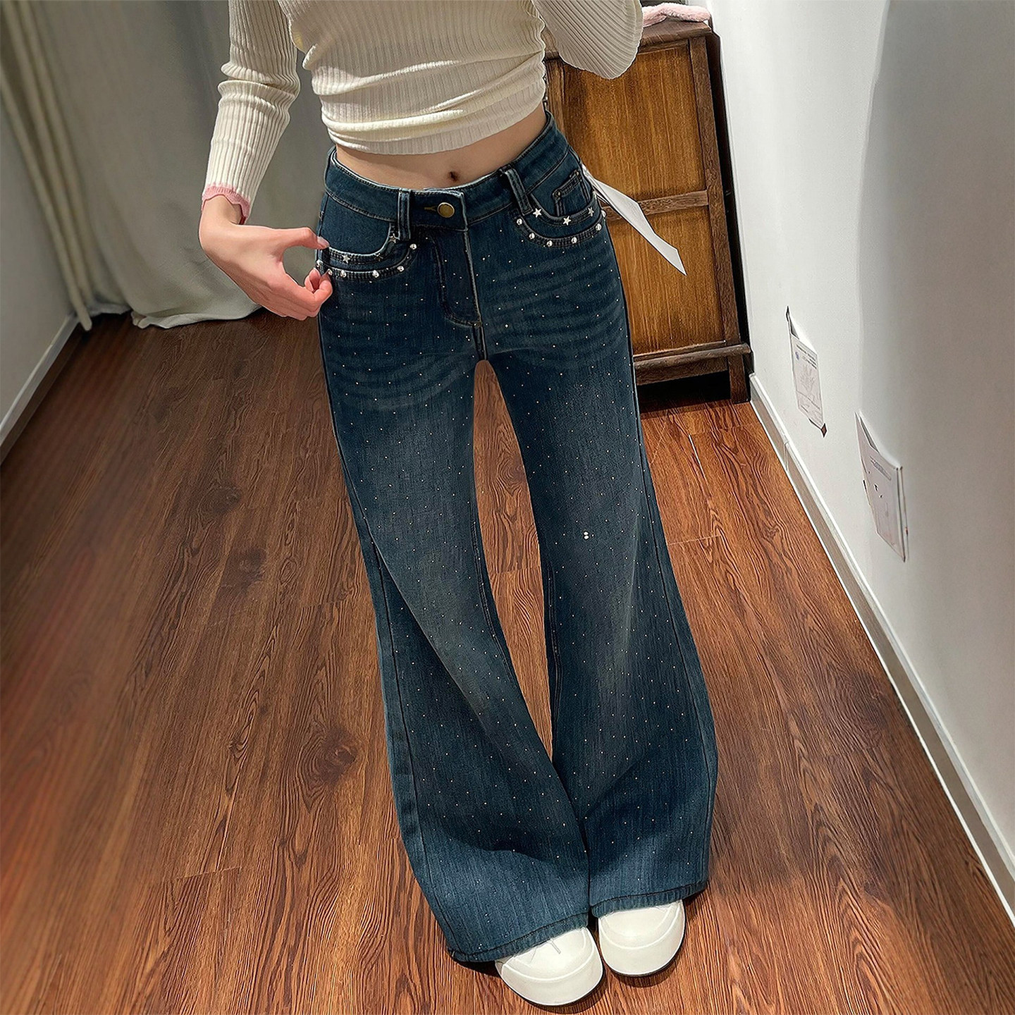 复古满天星烫钻微喇牛仔裤女早春新款胖妹妹mm梨型身材显瘦喇叭裤,淘宝优惠券,粉丝福利购,淘宝优惠卷