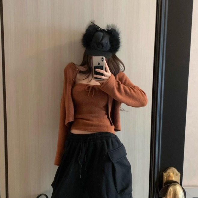 裹胸修身背心+针织开衫两件套