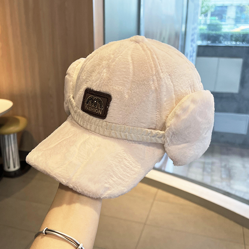 毛绒棒球帽女冬天保暖护耳显脸小