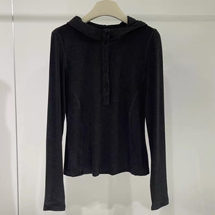 诺诺家2026早春上新通勤气质灰色立领显瘦连帽针织衫 QFF804