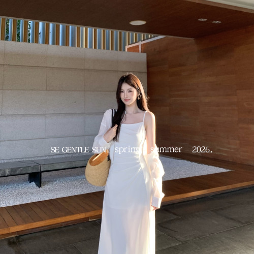 SE GENTLE SU诺清冷雾光法式温柔高级感显瘦气质吊带连衣裙88517