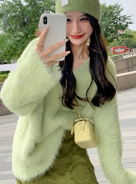 诺诺冬上新名媛减龄V领毛绒上衣保暖毛衣（含30羊毛）ys-3067