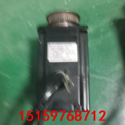 拆机安川SGM-02A5FJ12交流伺服电机  200v20议价