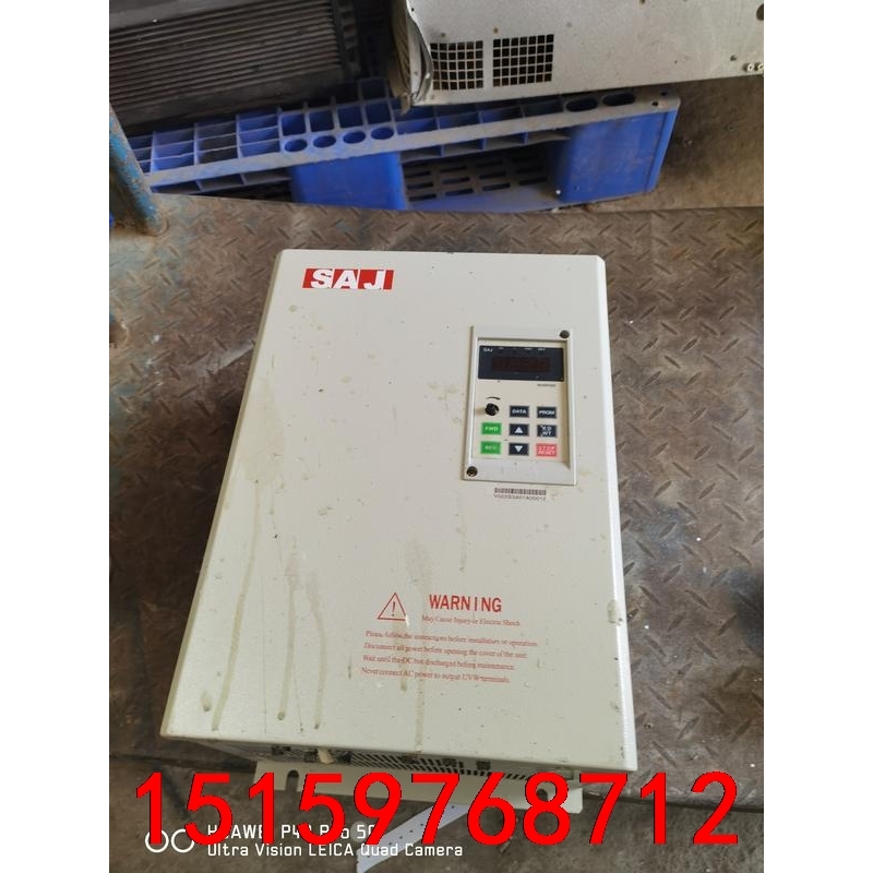 三晶变频器SAJ-8000G S022G3实物图22Kw现货议价
