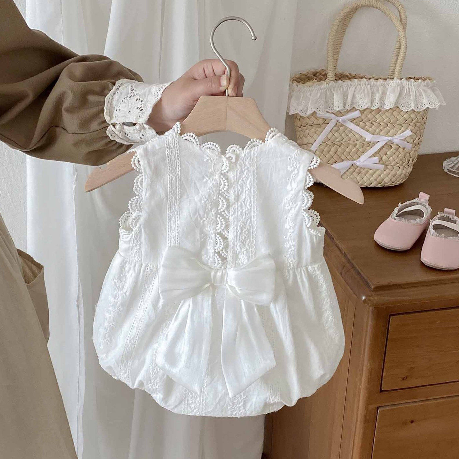 婴儿衣服夏季薄款新生宝宝连体衣公主满月百天哈衣爬服超萌包屁衣