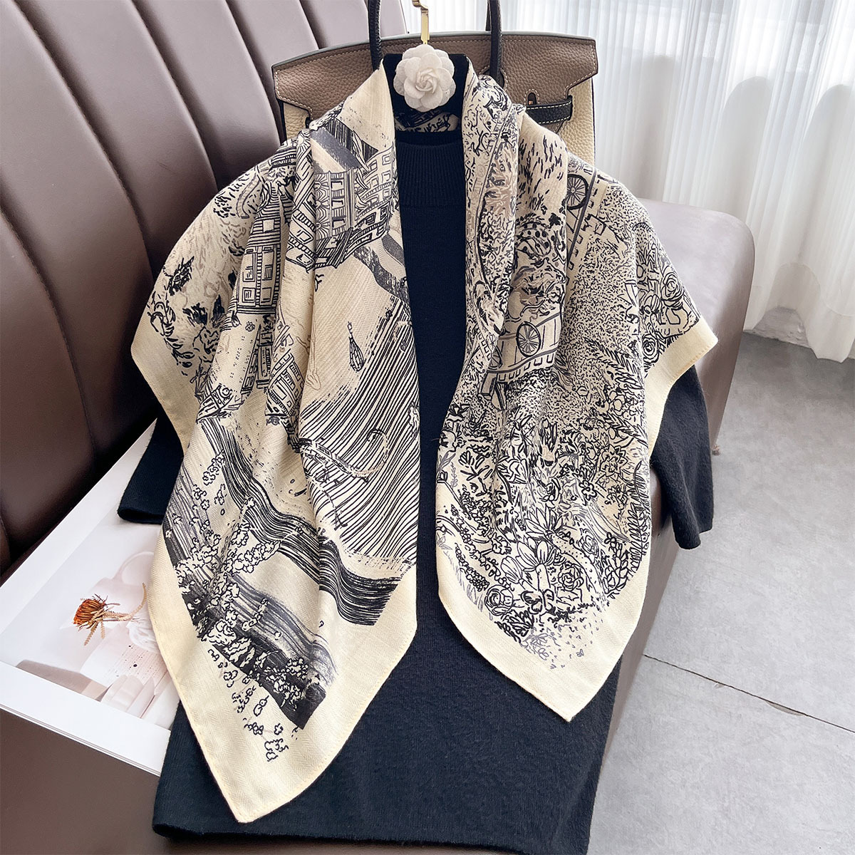 复古油画大方巾女春秋季减龄气质小披肩坎肩丝巾外搭90围巾棉麻