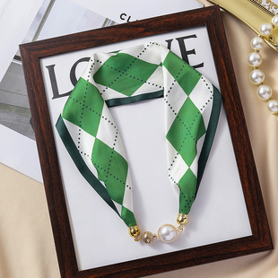 饰小长条搭配衬衫 显白绿色磁吸扣丝巾女新款 珍珠项链高级感领巾装