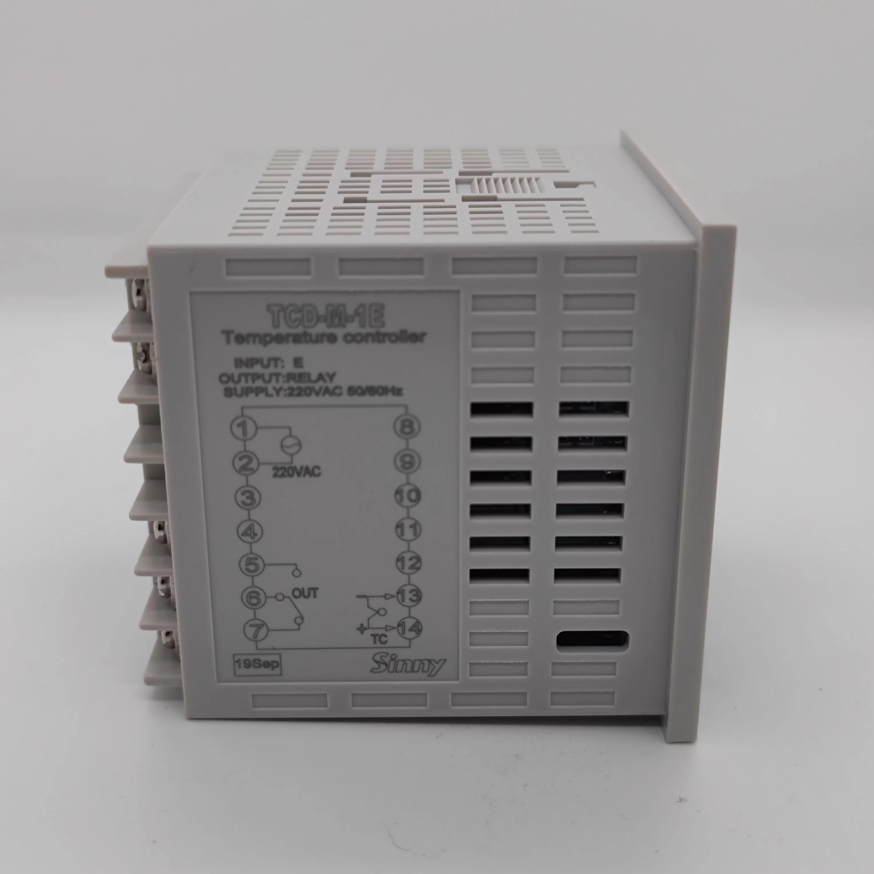 上南智能温控仪表TCD-M-1E继电器E型0-399° RELAY 220V CHB702