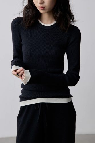 撞色拼接假两件针织打底衫