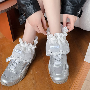 美到犯规的芭蕾风袜套！好喜欢～上脚好韩，是甜妹穿的脚脖子鞋套