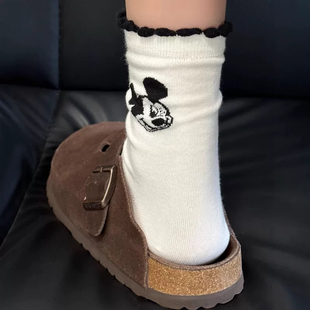 忍不住呜呜！米奇袜子可爱的有点不好意思……棉哒  舒适透气好穿