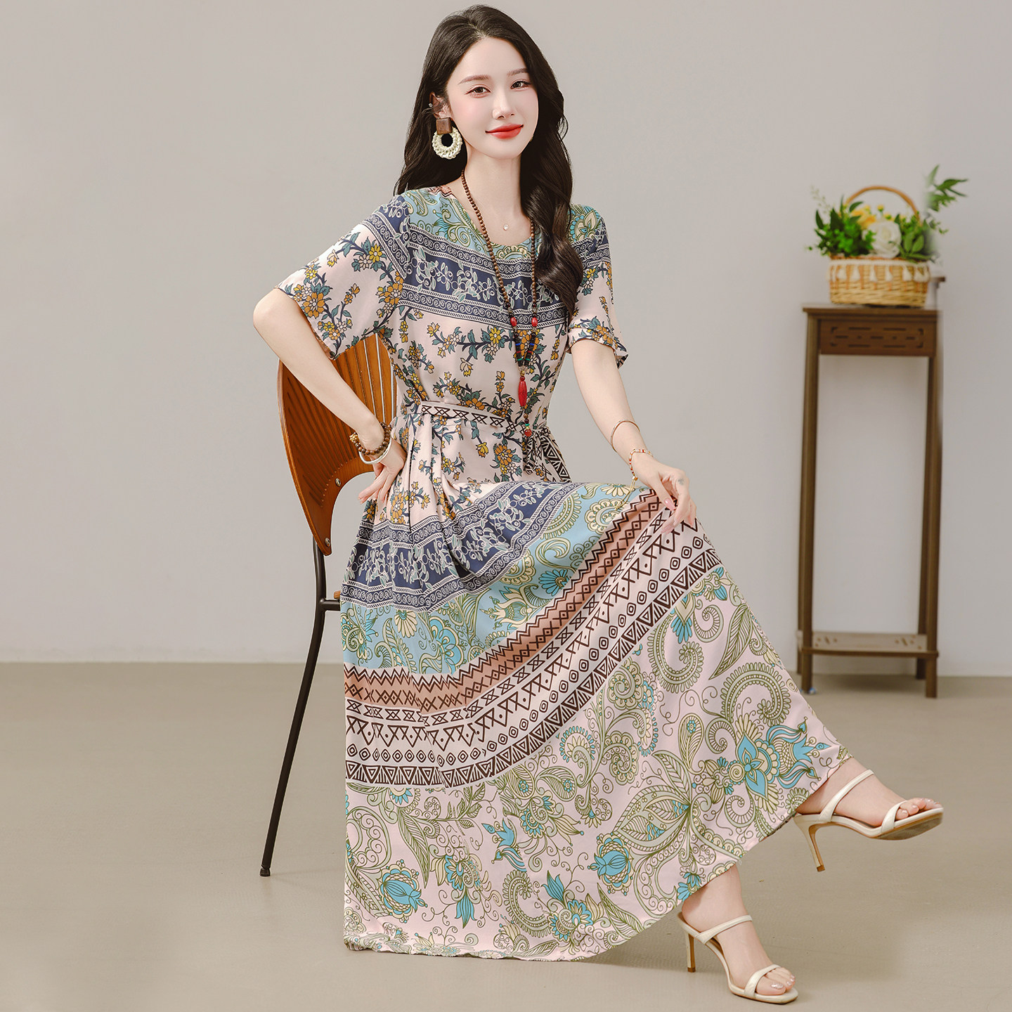 2026新款夏季棉绸连衣裙女中年妈妈大摆裙法式高级感大码长款裙子