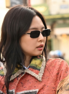 jennie同款巴黎街头窄边太阳眼镜