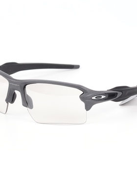 OakleyOO9188感光变色运动墨镜