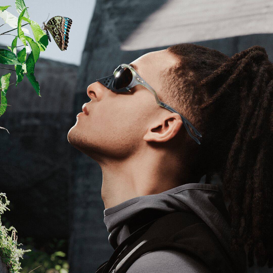 [王楚钦同款]OAKLEY欧克利 PLANTARIS休闲太阳镜运动护目镜OO9437 - 实物图