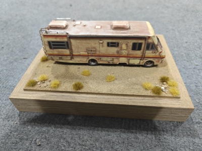 现货 绿光 绝命毒师 1/43 fleetwood  bounder rv 房车 合金车模