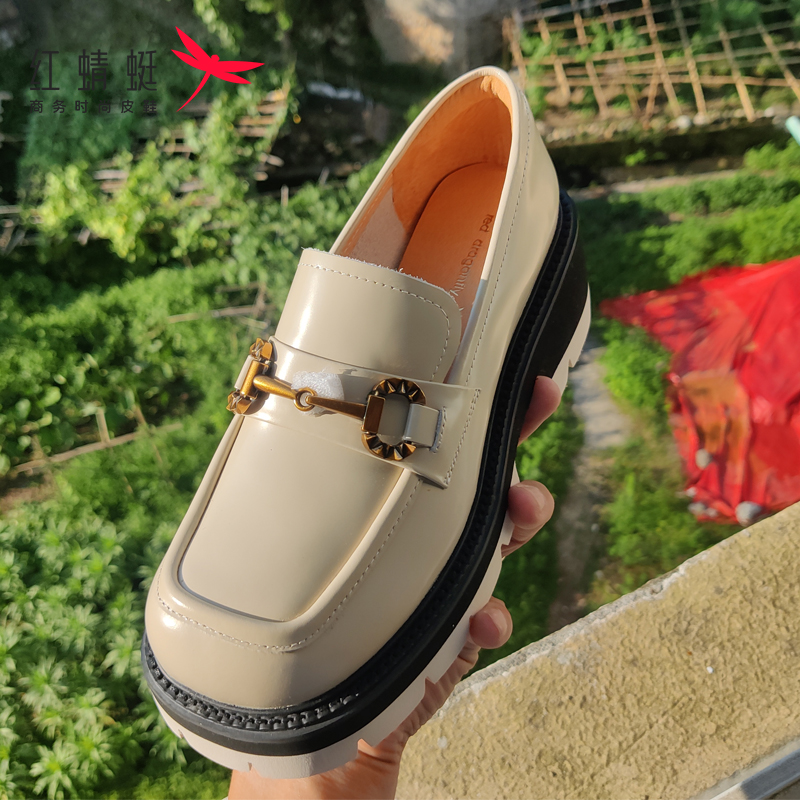 红蜻蜓女鞋粗跟高跟女士休闲皮鞋女款春季妈妈小皮鞋单鞋断码清仓