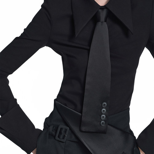 KUNSWEAR/琨丝薇尔26FA 复古四扣设计穿搭黑色配饰领带 846024020
