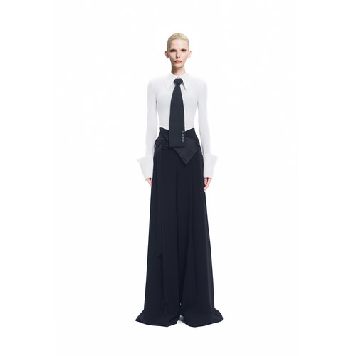KUNSWEAR/琨丝薇尔26FA 小众收腰修身polo白色翻领上衣 846004370