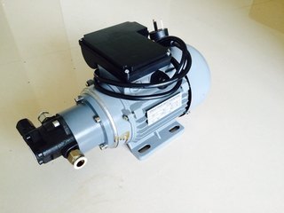 电动小流量高粘度抽油泵齿轮油泵 机油泵 柴油泵 加油器 冷却油泵