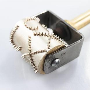 供应滚轮式针刺检验合格养殖屠宰印章防串货滚码机滚筒防伪