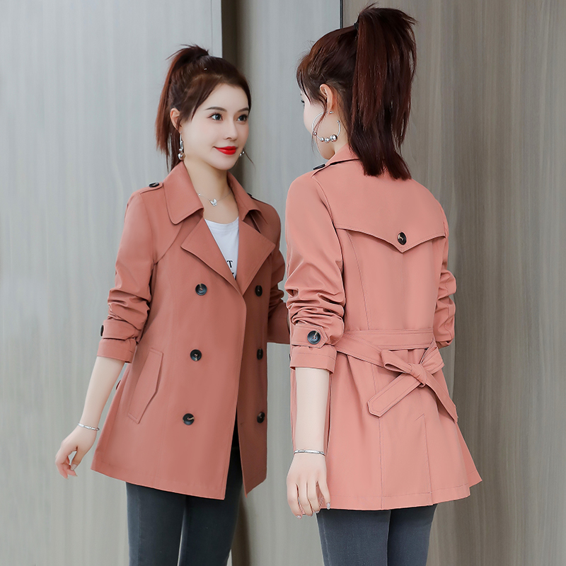 今年流行漂亮风衣女修身洋气外套