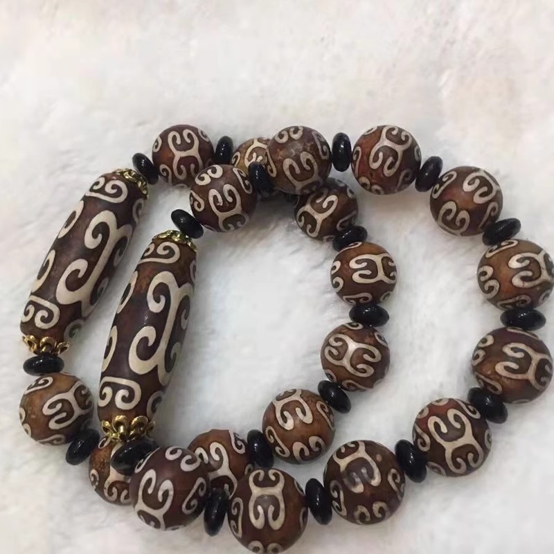 西藏真品复古回纹佛珠手链藏传龙纹祥云玛瑙配珠天然天珠玛瑙手链