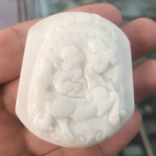 天然陕西蓝田玉生肖马猴腰带扣玉腰牌腰扣腰饰玉石马上封侯皮带扣