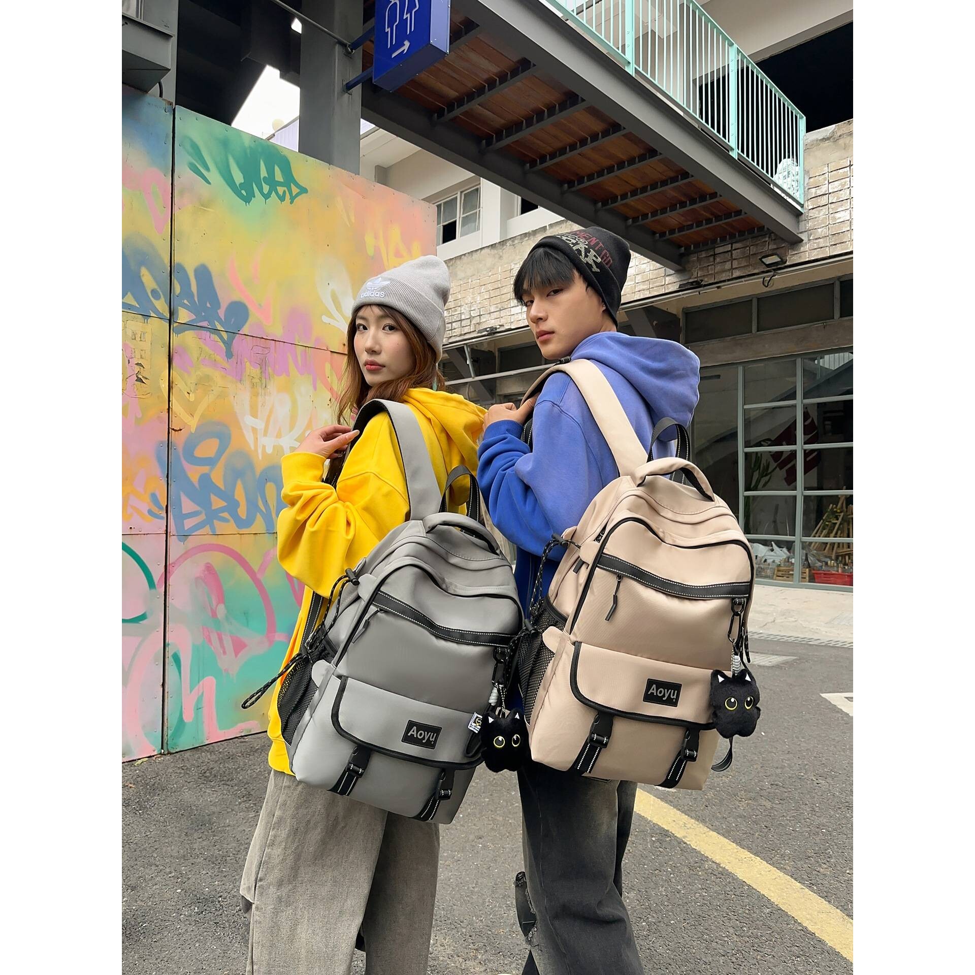 专柜韩版撞色双肩包女新款学院风大容量休闲背包情侣初中高中学生