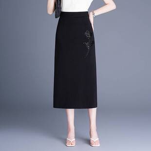 专柜品牌时尚简约直筒半身裙女2026春夏季新款休闲职业包臀中长裙