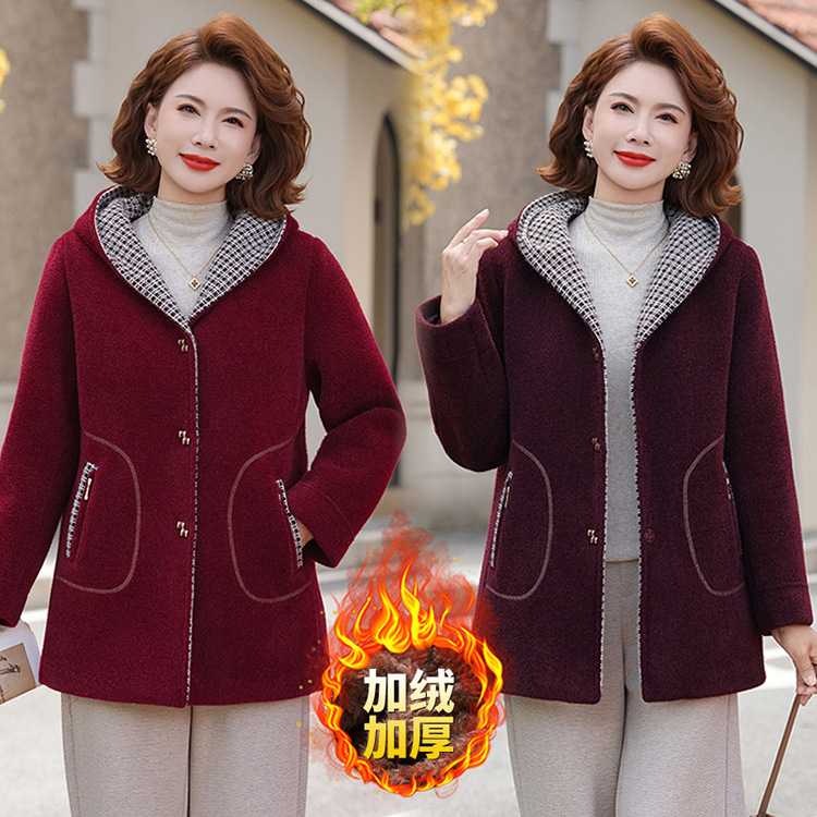 专柜妈妈冬装加绒加厚毛呢外套中老年人秋冬季宽松大码连帽大衣棉