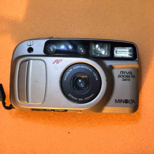 美能达MINOLTA RIVA ZOOM 70 DATE胶片相机，35-70mm变焦镜头