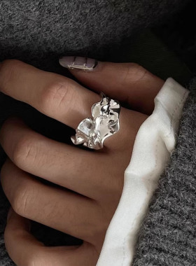 褶皱裙摆宽戒戒指女冷淡风