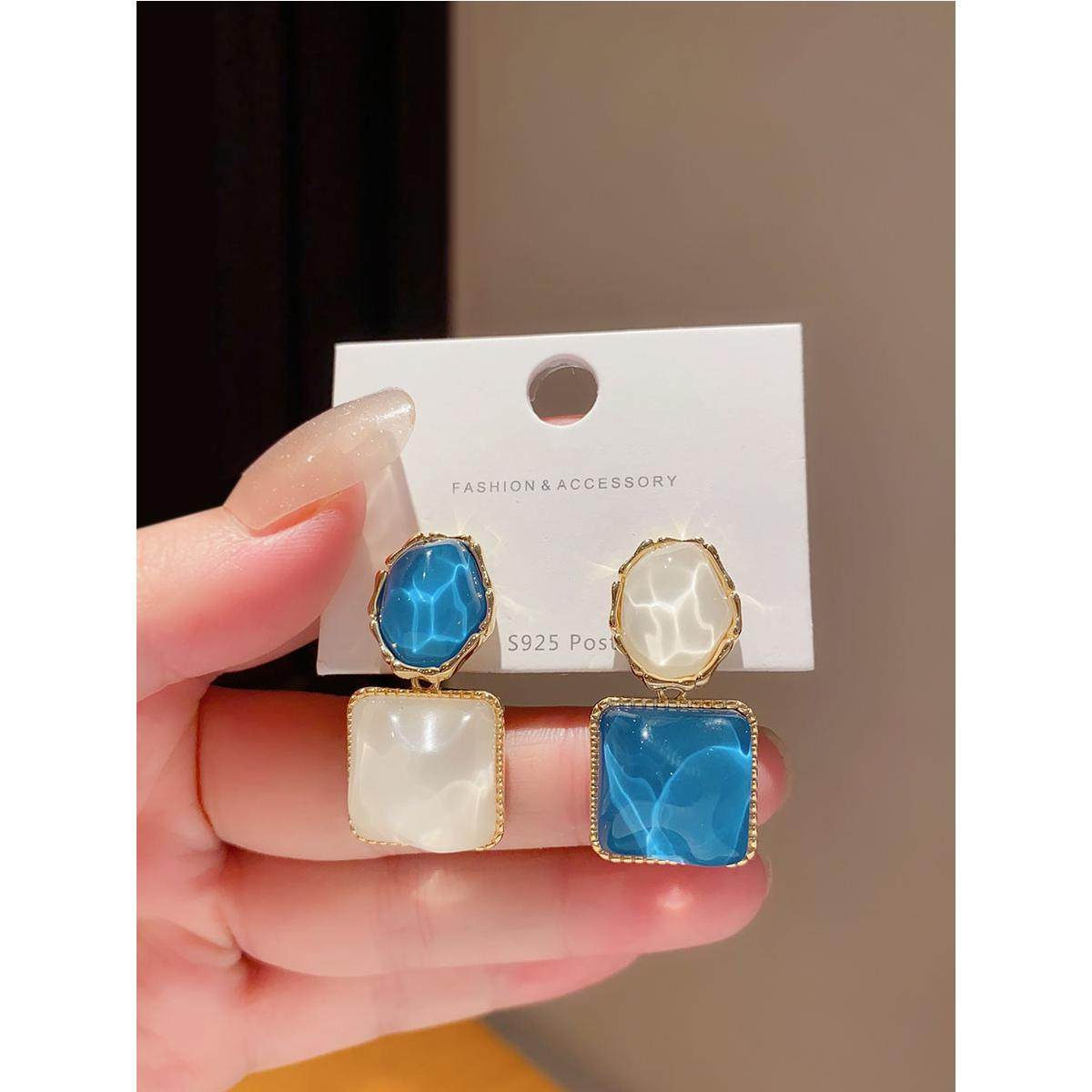 高级感不对称蓝色树脂几何方形耳环女小众气质设计感文化创意手环