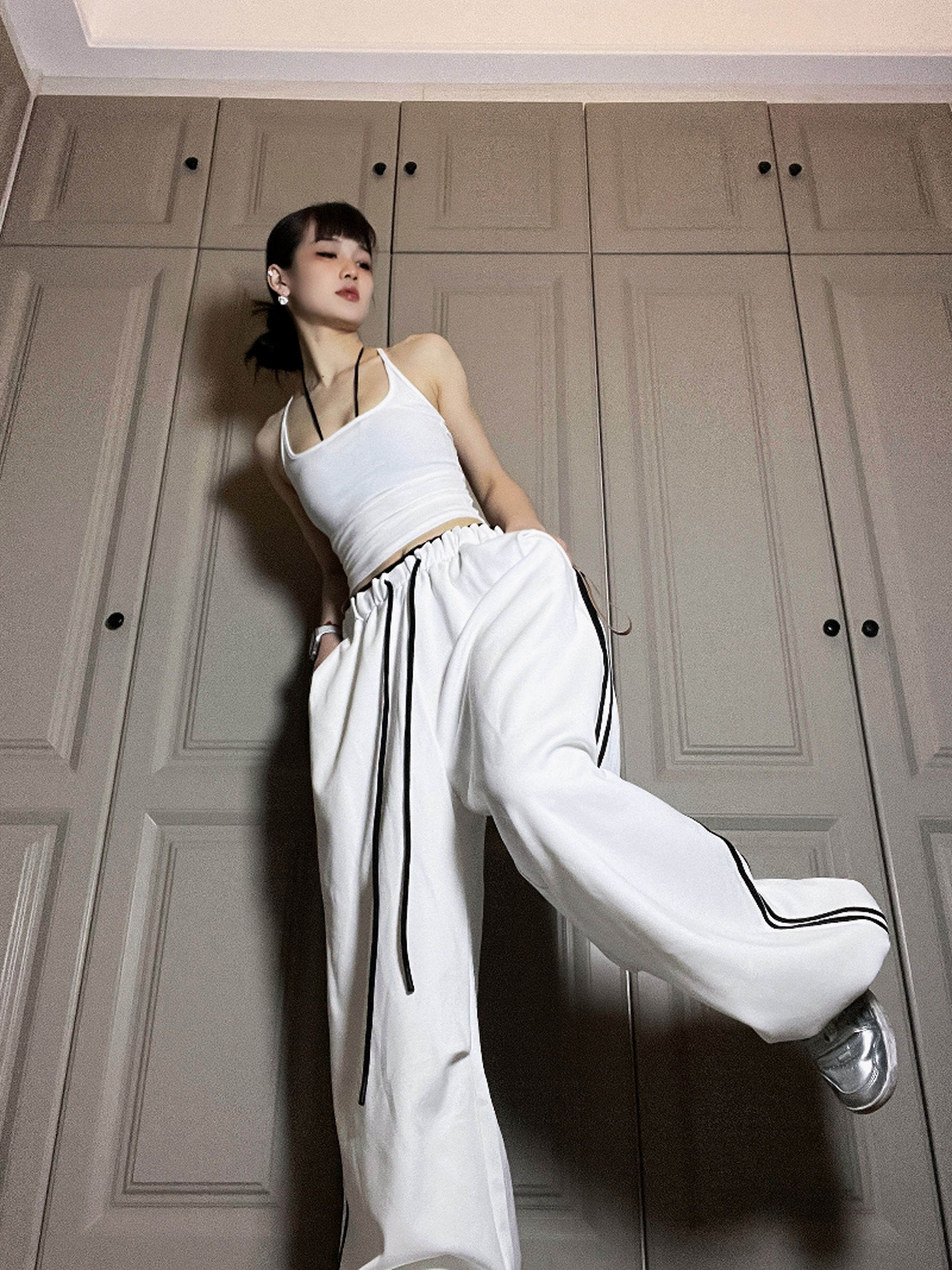 新款撞色四色两条杠运动裤子爵士女直筒宽松百搭休闲工装阔腿裤潮