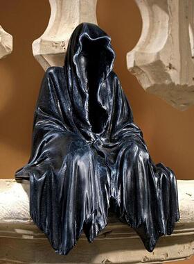 跨境亚马逊树脂工艺品黑暗之主黑衣人惊袍哥特式花园万圣节摆件