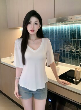 小象水人鱼V领收腰软糯面膜T恤